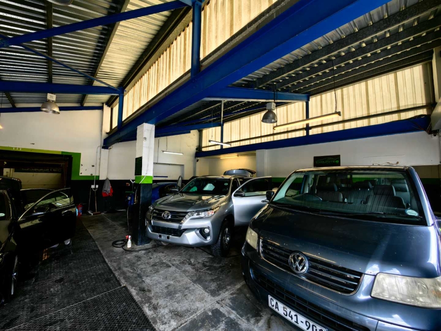 To Let commercial Property for Rent in Lansdowne Western Cape